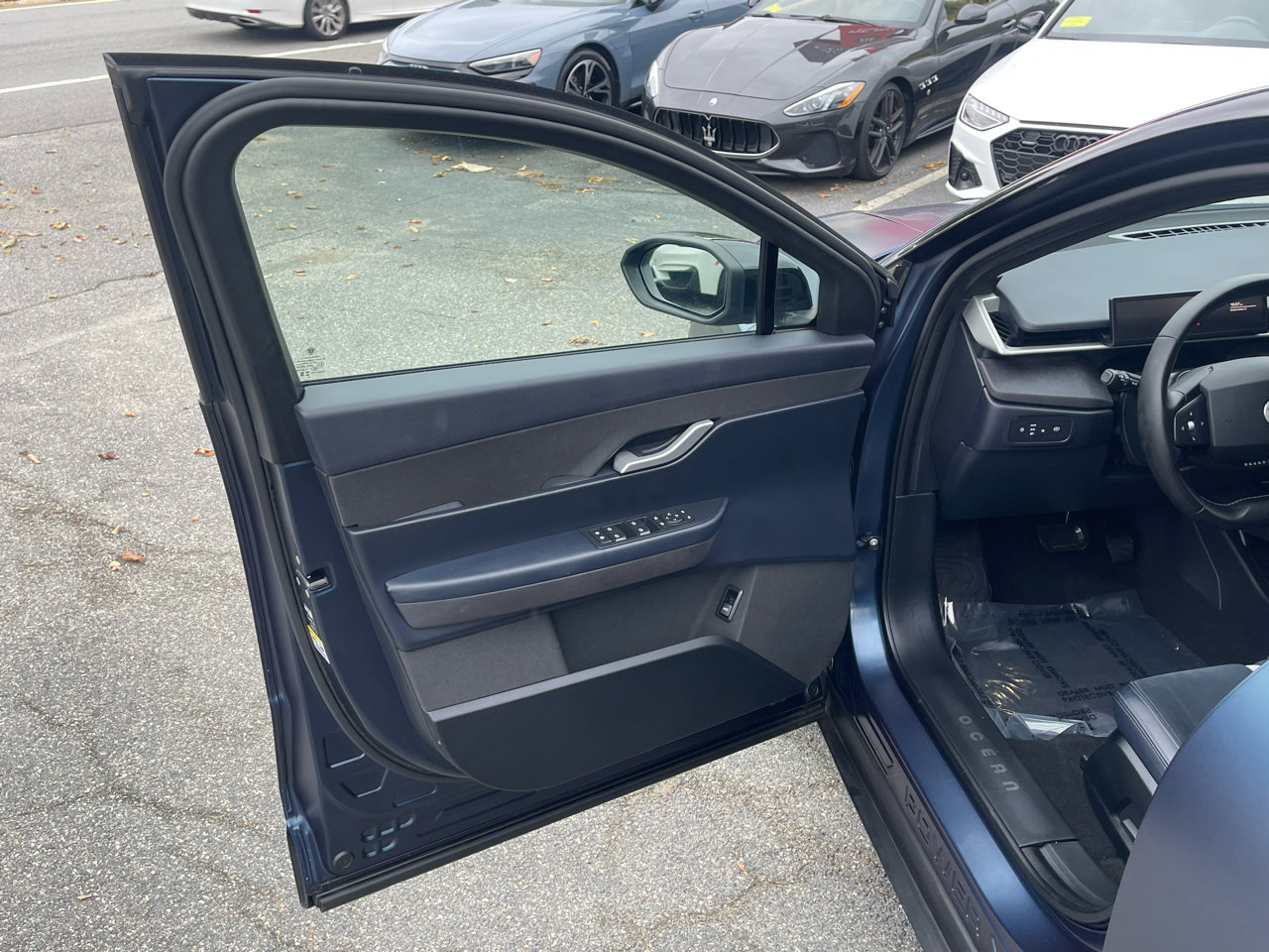 Used 2023 Fisker Ocean One image 31