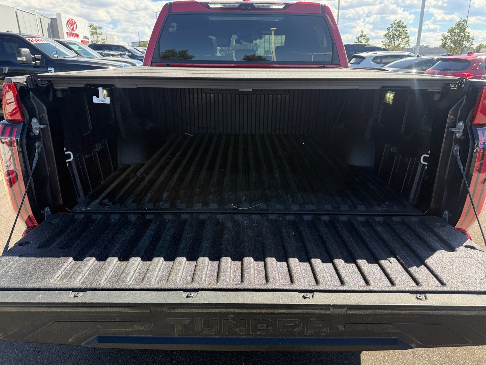 Used 2024 Toyota Tundra Platinum w/ TRD Off-Road Package AWD/4WD image 32