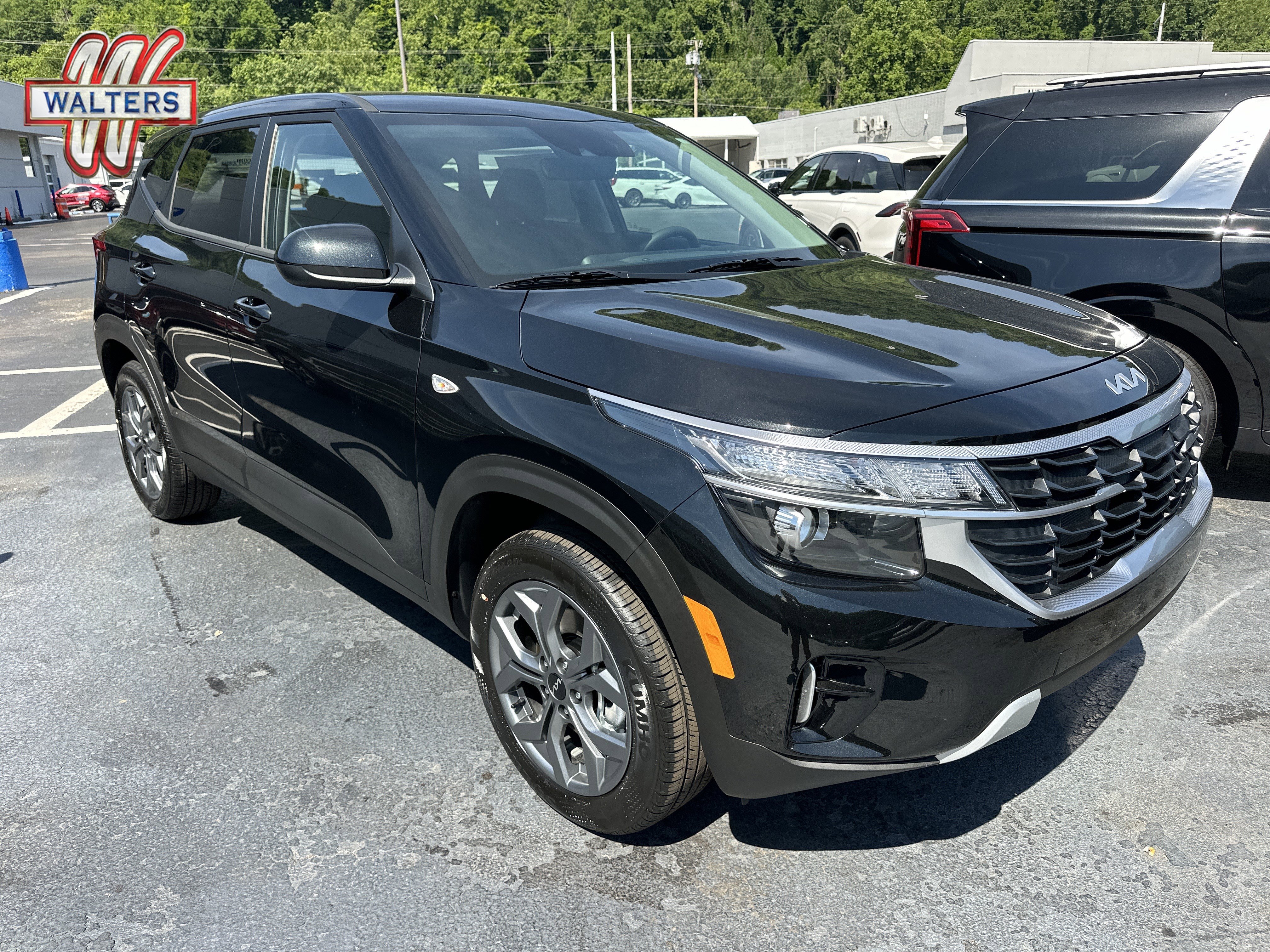 New 2026 Kia Seltos LX AWD/4WD image 1
