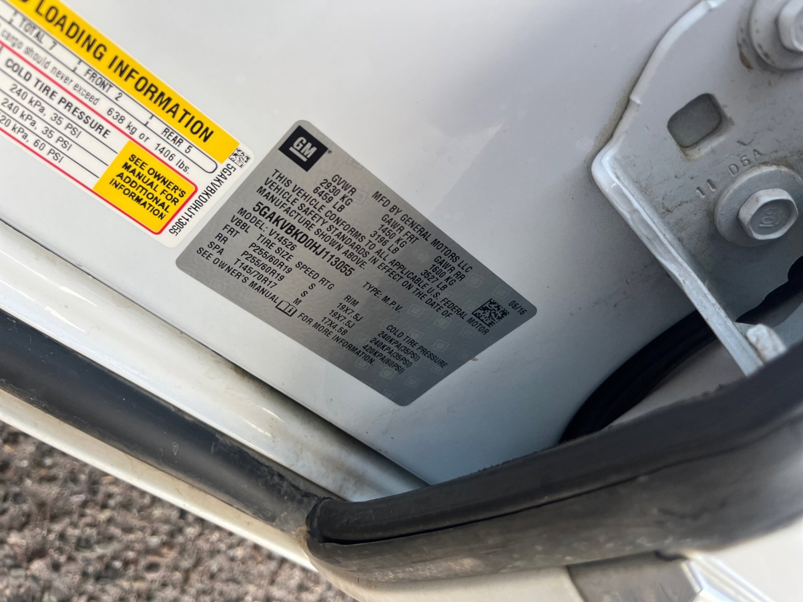 Used 2017 Buick Enclave Leather image 25