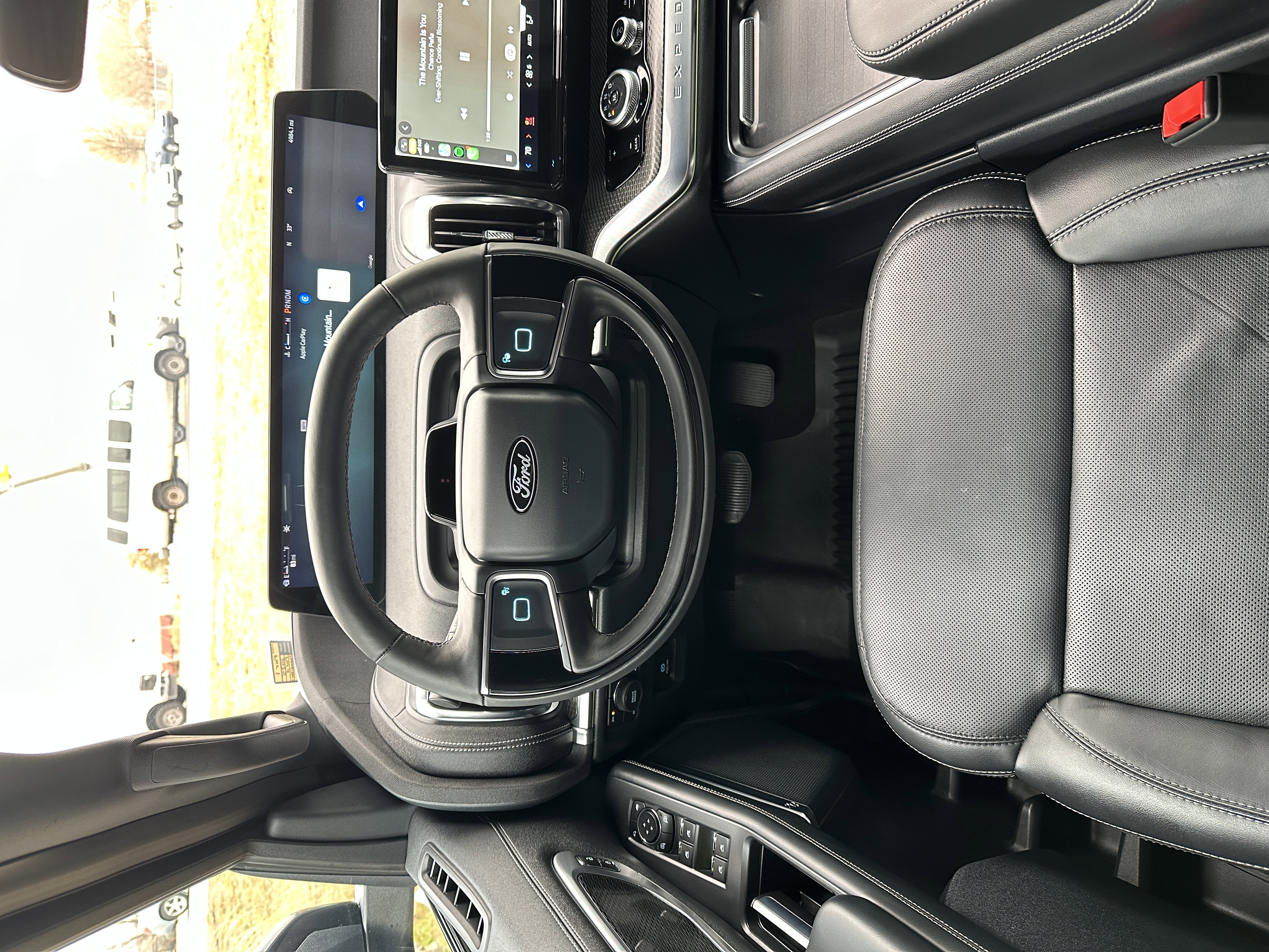 Used 2025 Ford Expedition Platinum w/ Stealth Appearance Package AWD/4WD image 54