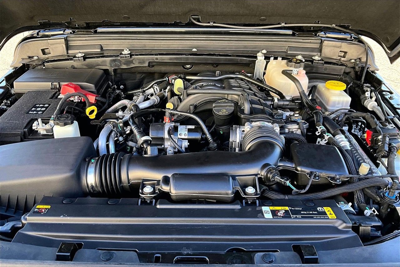 Certified 2023 Jeep Wrangler Sahara w/ Safety Group image 36