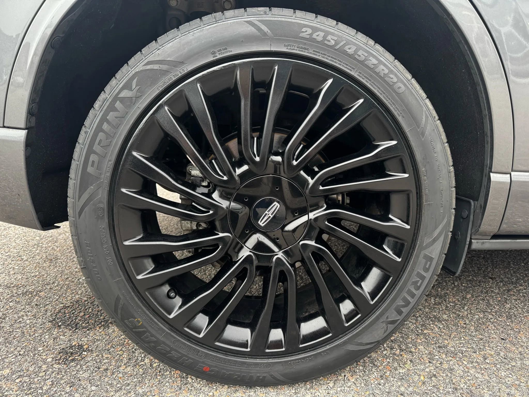 Used 2021 Lincoln Corsair Reserve AWD/4WD image 12