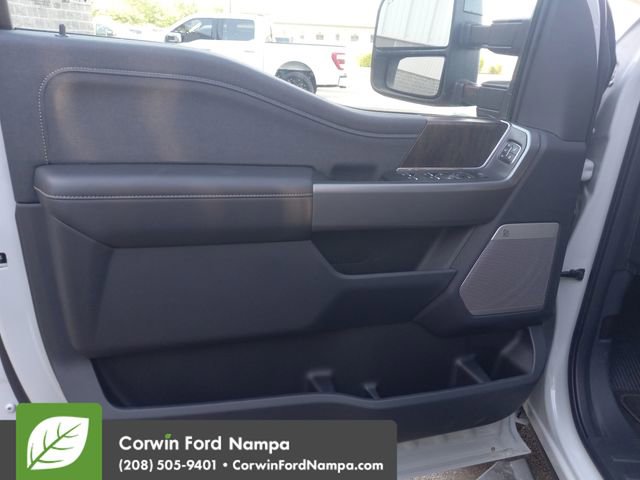 New 2025 Ford F350 Lariat w/ Lariat Ultimate Package image 12