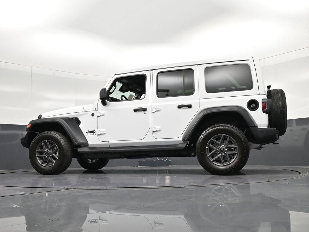 Used 2026 Jeep Wrangler Unlimited Sport AWD/4WD image 34