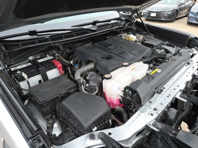 Used 2024 Toyota Tundra SR5 w/ SR5 Premium Package image 17