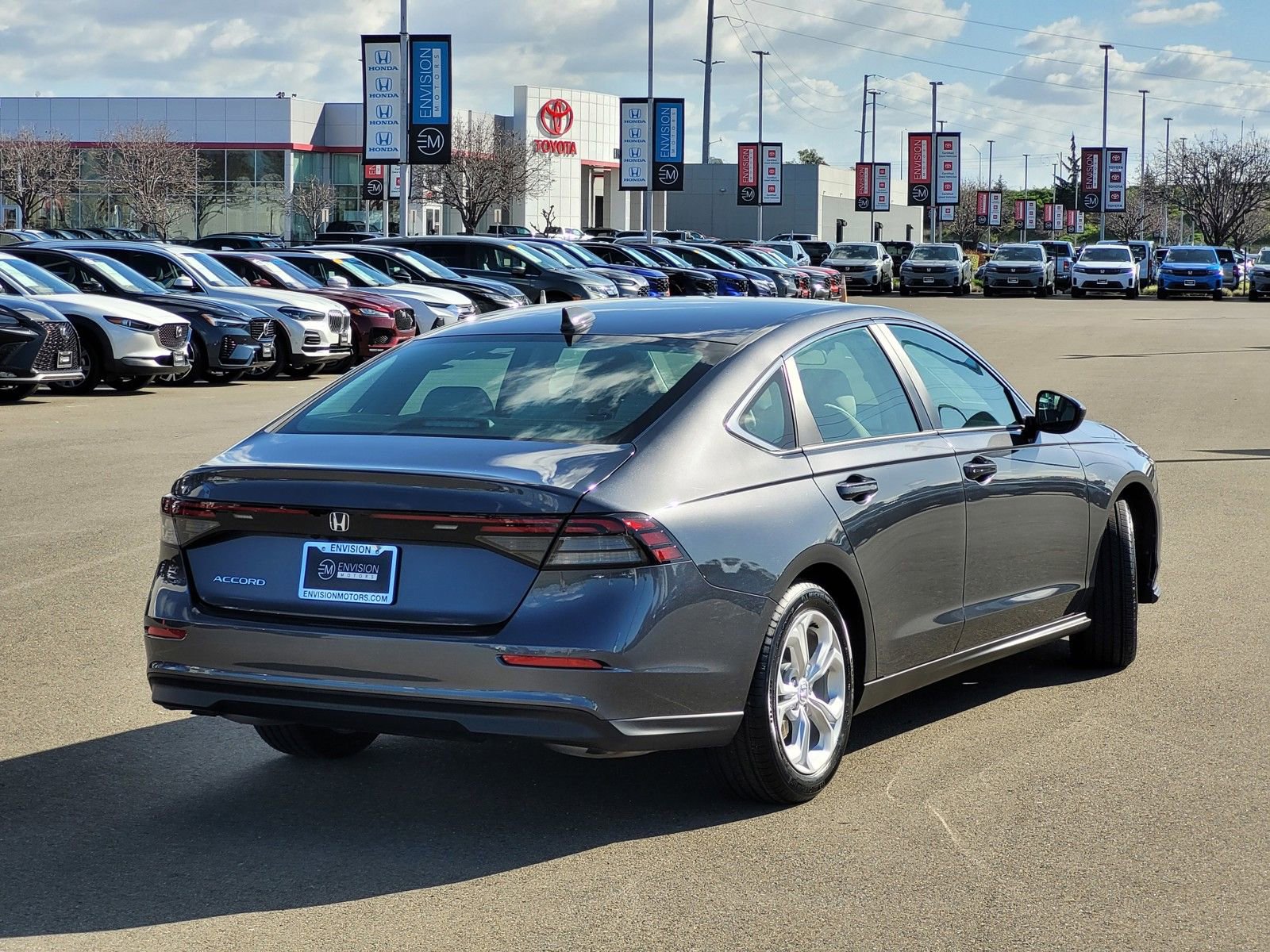 Certified 2025 Honda Accord LX image 5