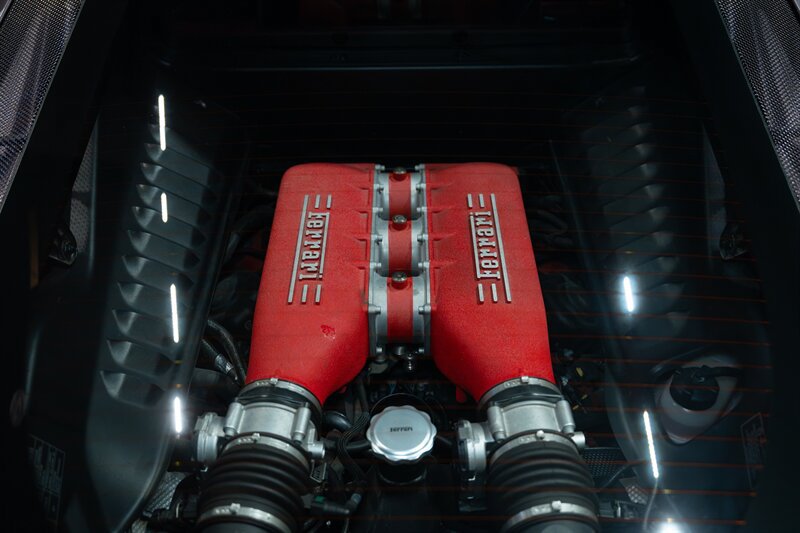 Used 2015 Ferrari 458 Italia Coupe RWD image 42