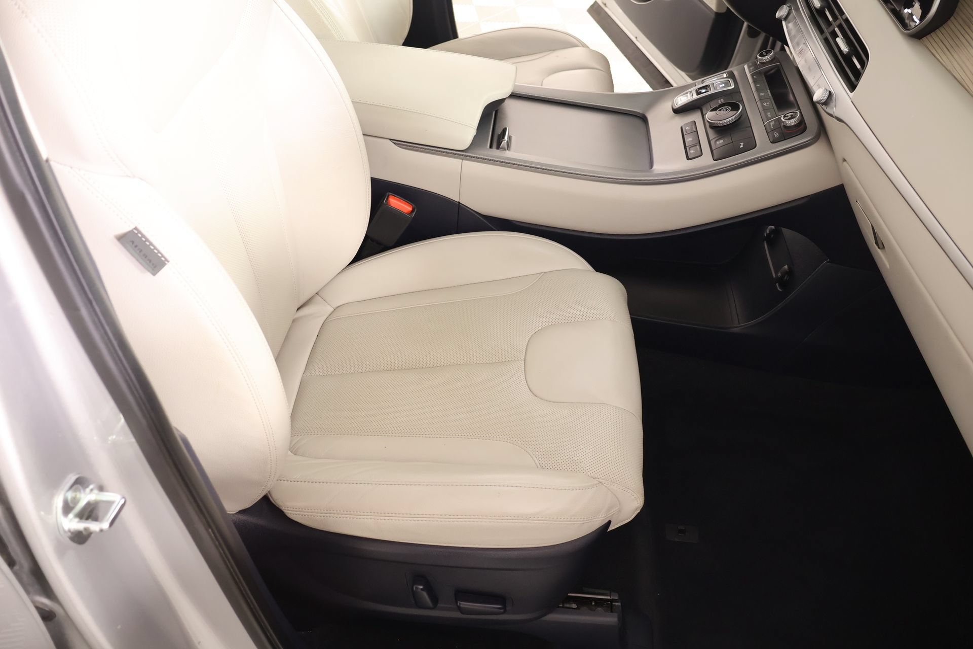 Used 2022 Hyundai Palisade SEL w/ 8P Bench Seat Package FWD image 15
