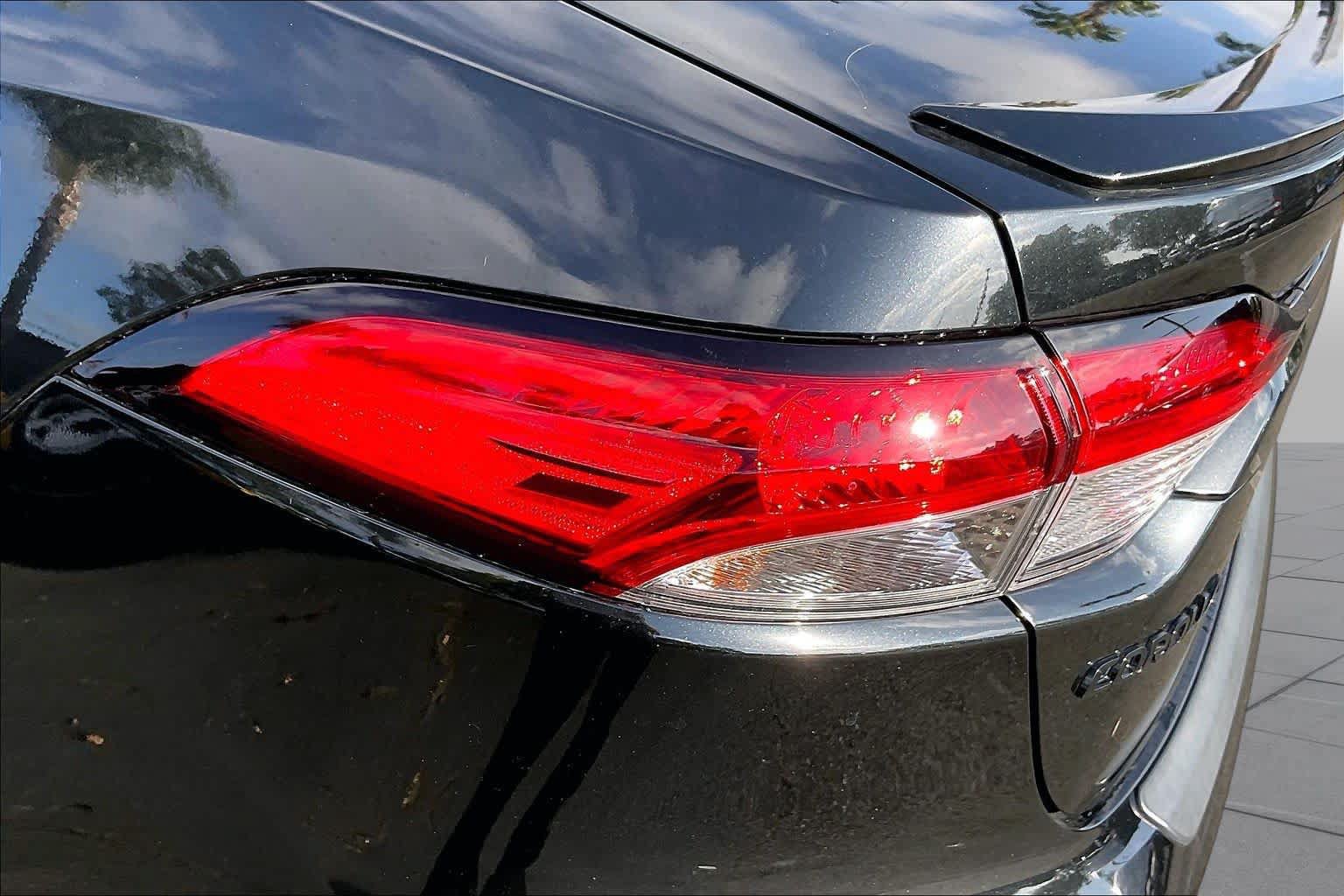 Used 2022 Toyota Corolla SE FWD image 27
