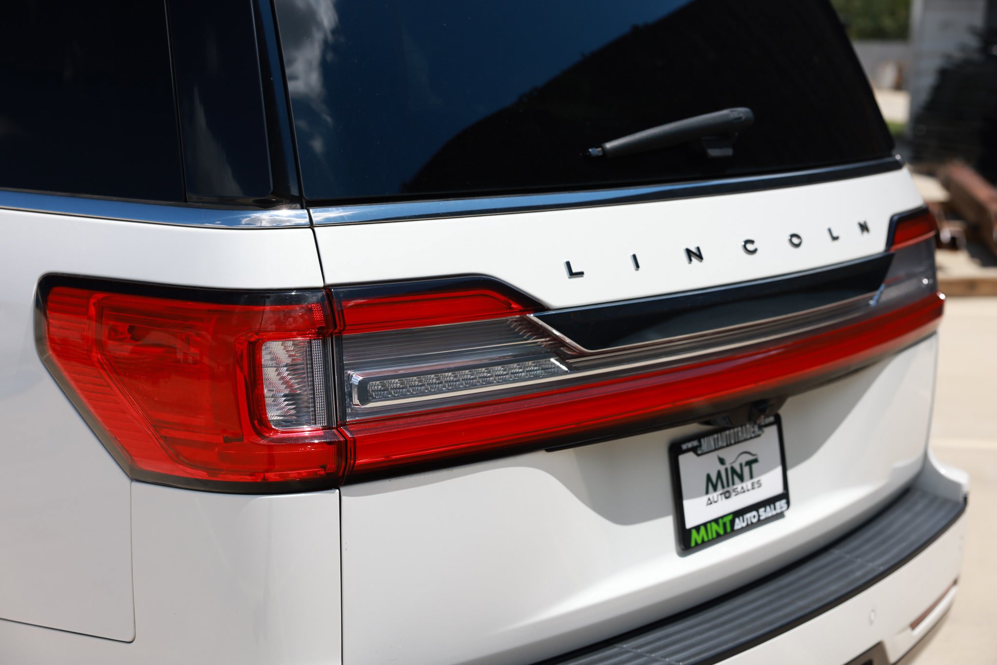 Used 2020 Lincoln Navigator L Black Label w/ Cargo Convenience Package AWD/4WD image 52