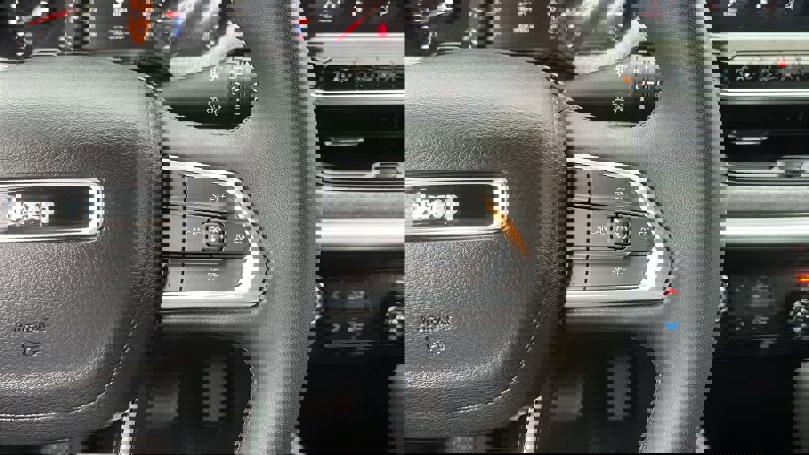 Certified 2024 Jeep Compass Latitude image 14