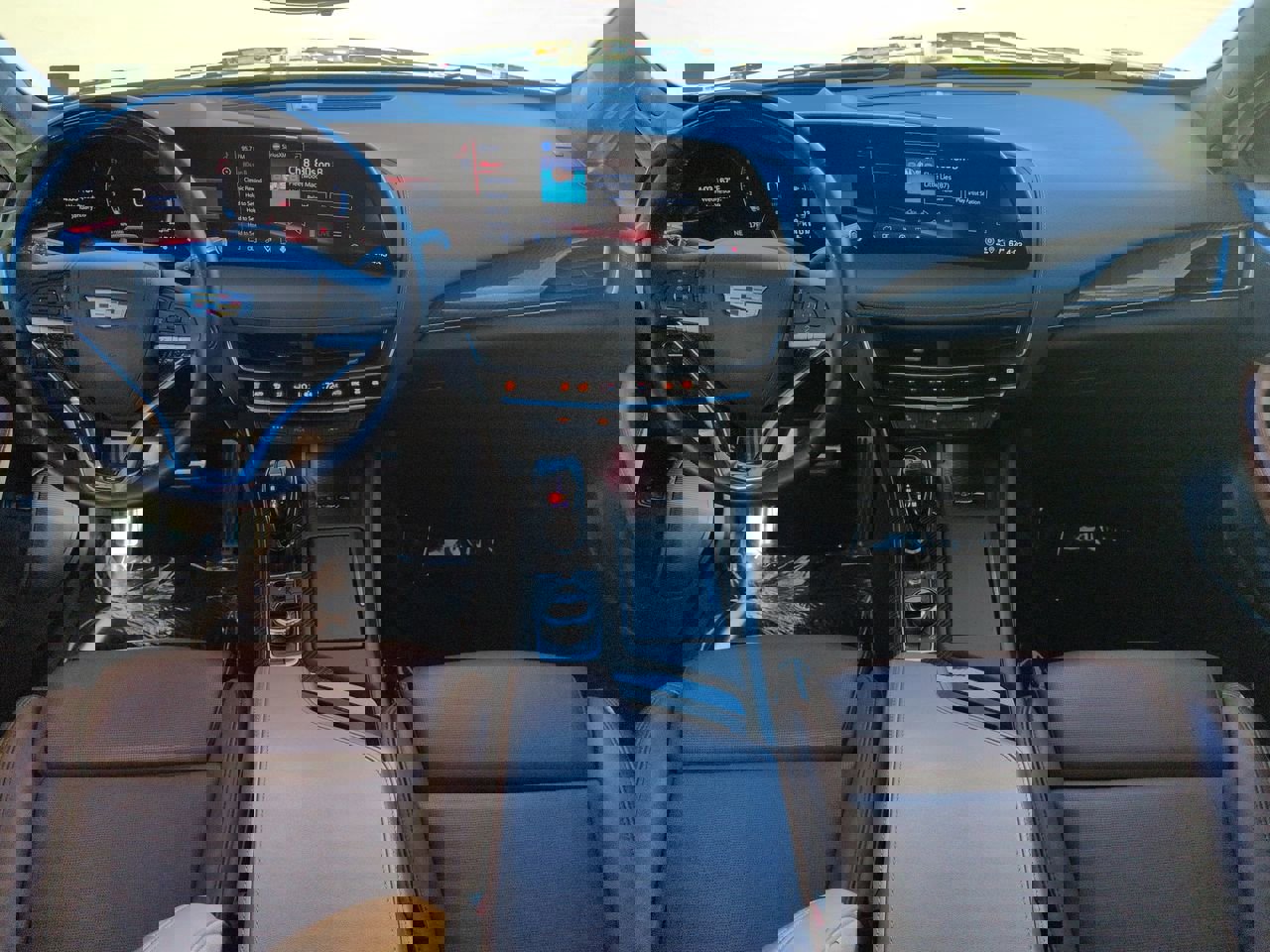 Used 2025 Cadillac CT5 V image 14