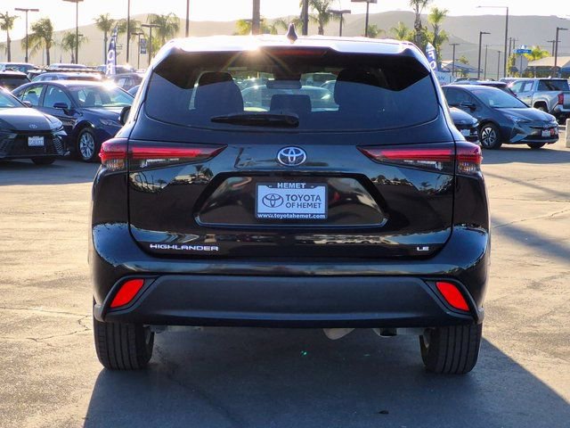 Used 2024 Toyota Highlander LE image 7