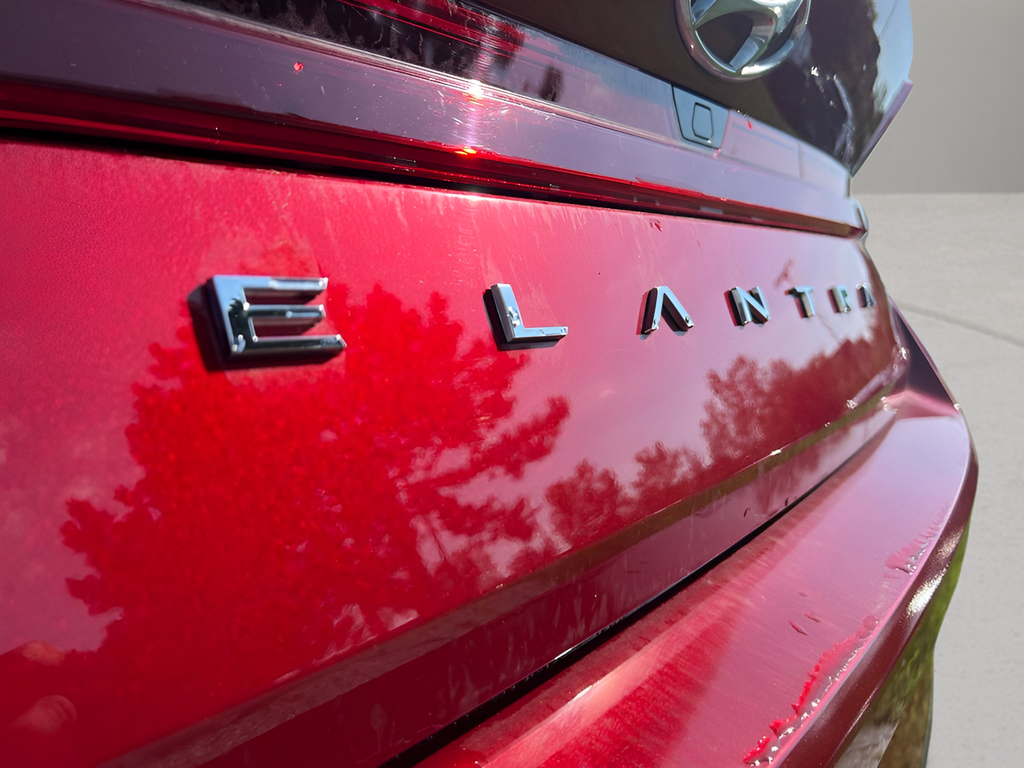 Used 2023 Hyundai Elantra SEL w/ Convenience Package FWD image 34
