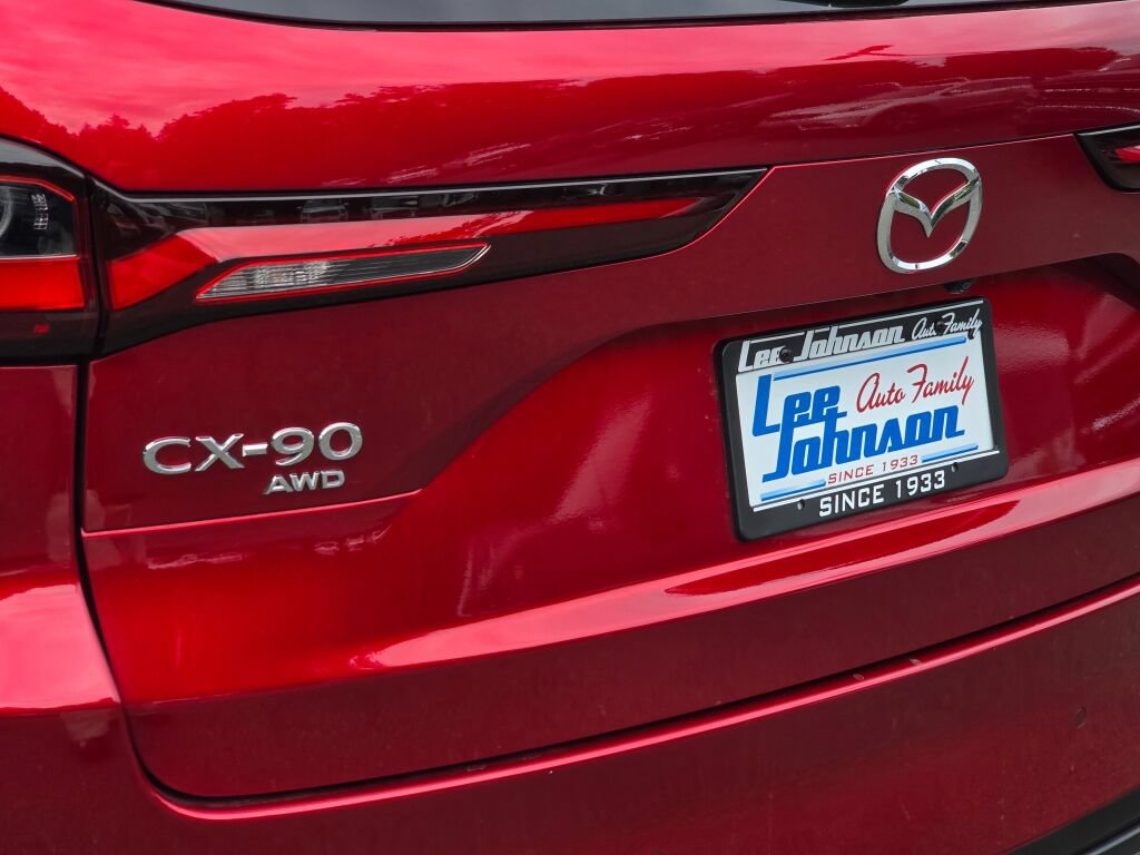 Certified 2025 MAZDA CX-90 3.3 Turbo w/ Preferred Package AWD/4WD image 28