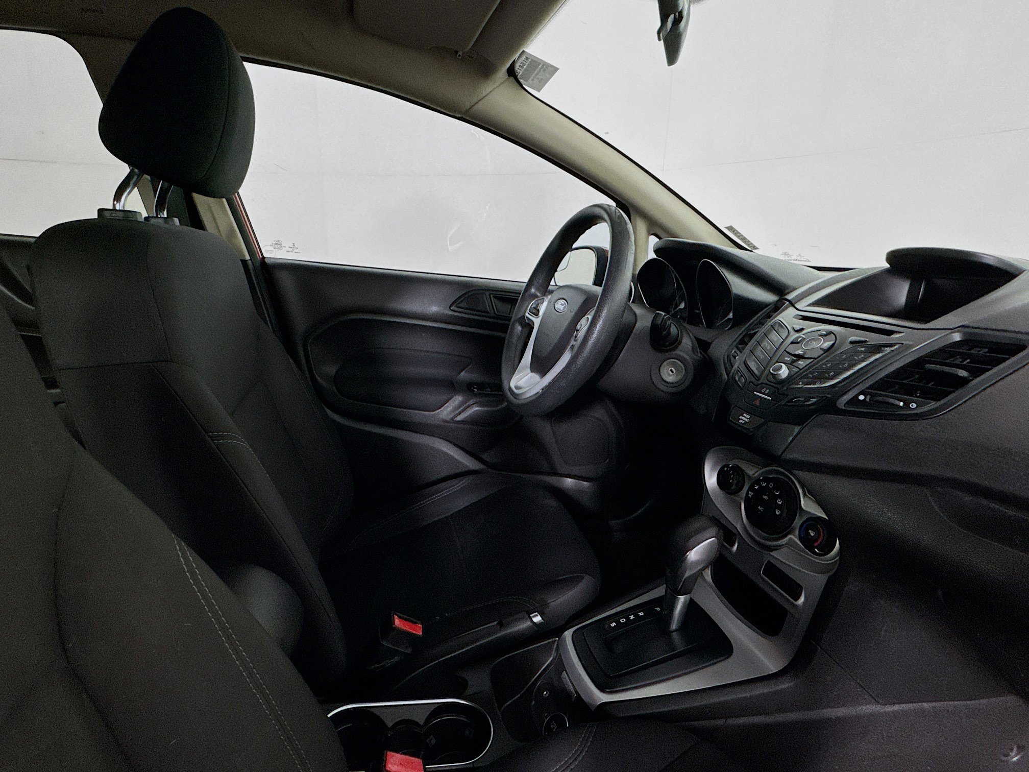 Used 2019 Ford Fiesta SE FWD image 27