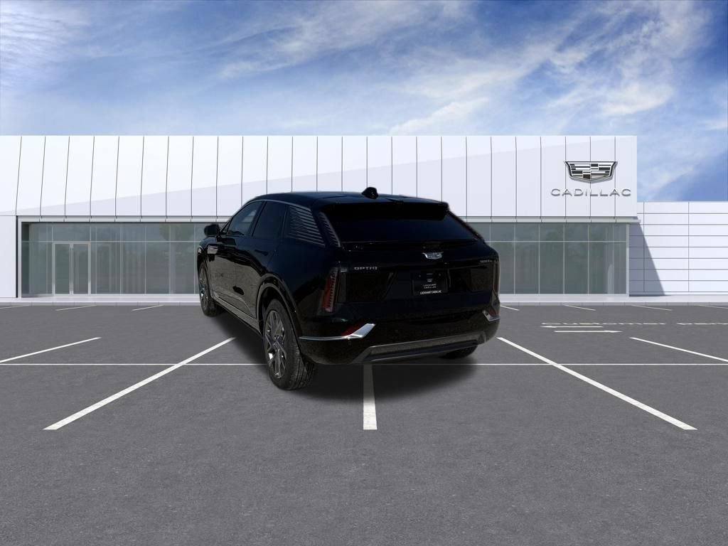 Certified 2025 Cadillac Optiq Luxury 2 w/ LPO, Floor Liner Package AWD/4WD image 11