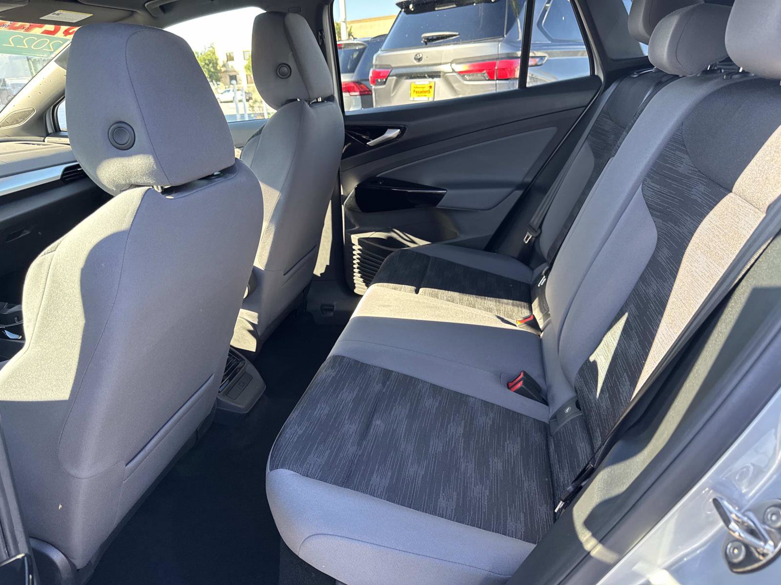 Certified 2022 Volkswagen ID.4 Pro image 11