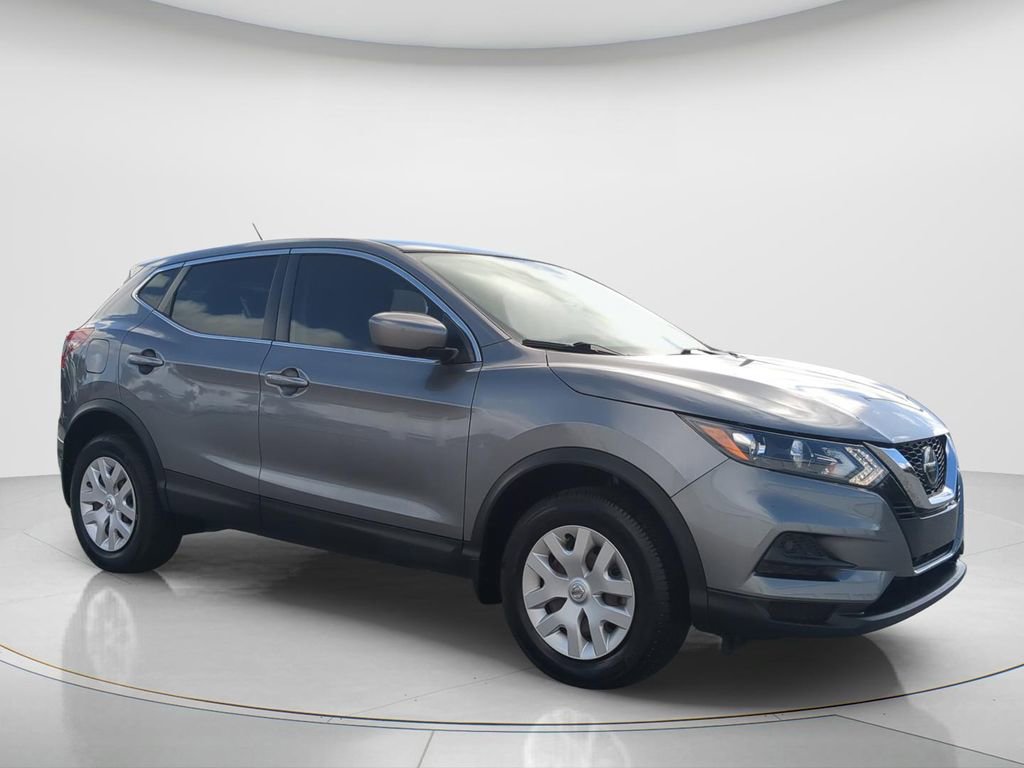 Certified 2020 Nissan Rogue Sport S image 2