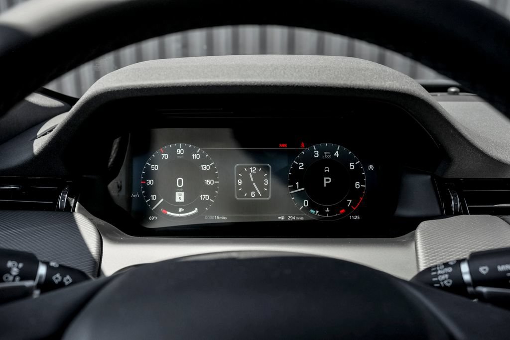 New 2026 Land Rover Discovery Sport Landmark AWD/4WD image 12