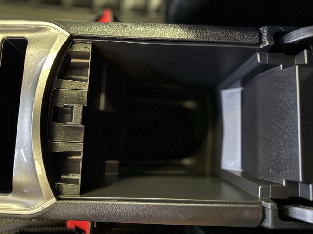 Used 2023 Ford Edge SEL image 26