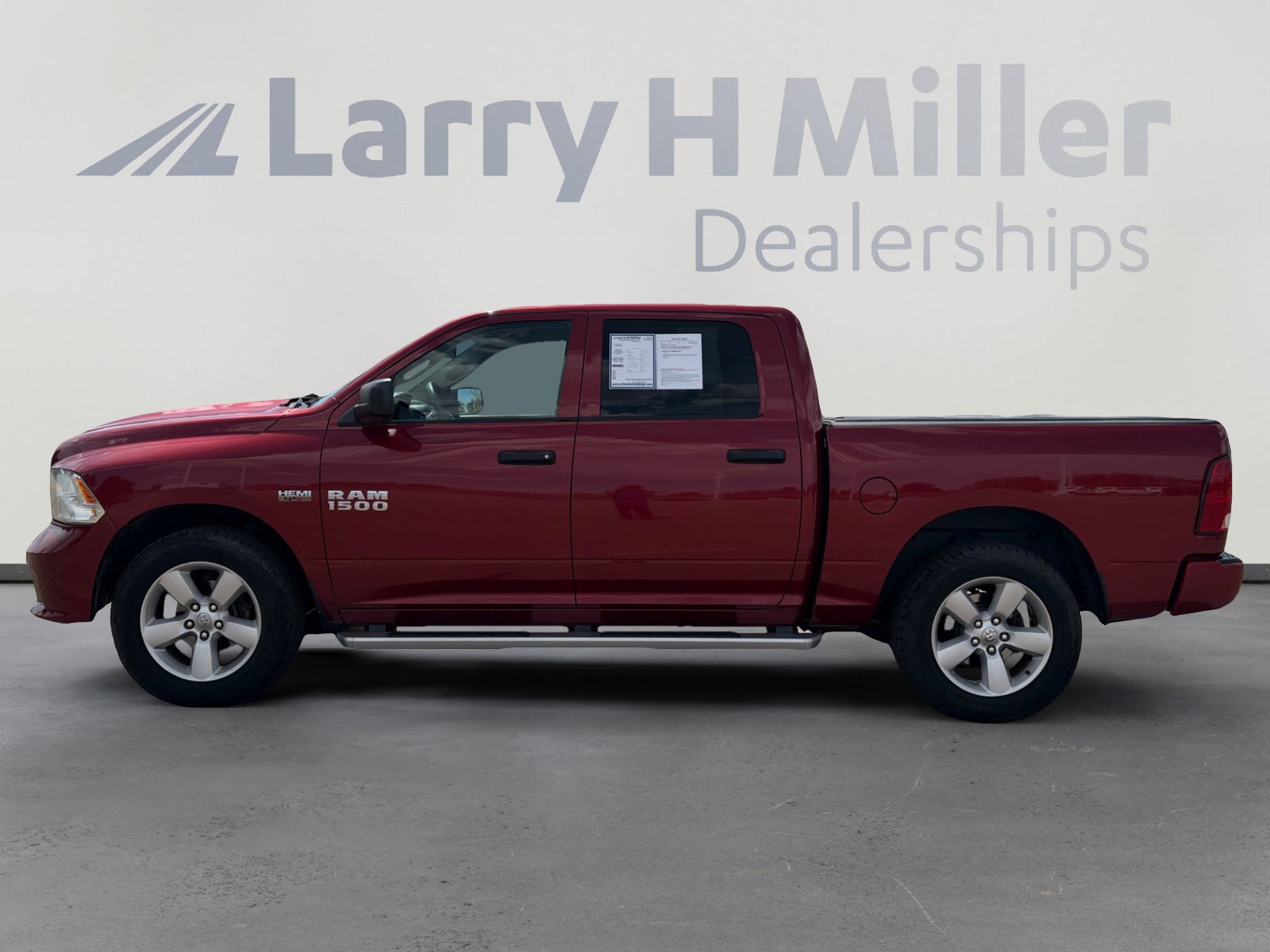 Used 2014 RAM 1500 Express AWD/4WD image 3
