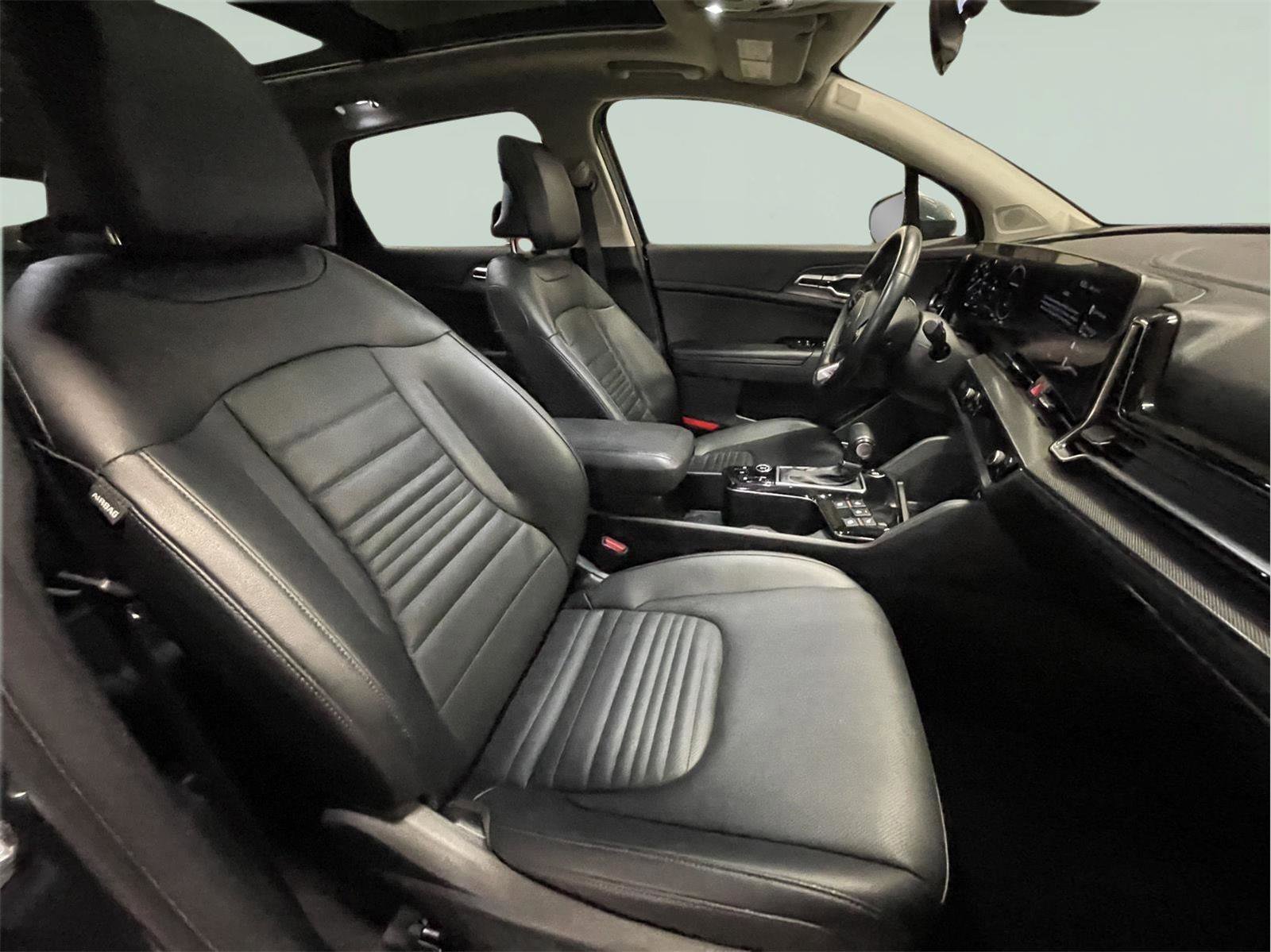 Used 2023 Kia Sportage SX image 22