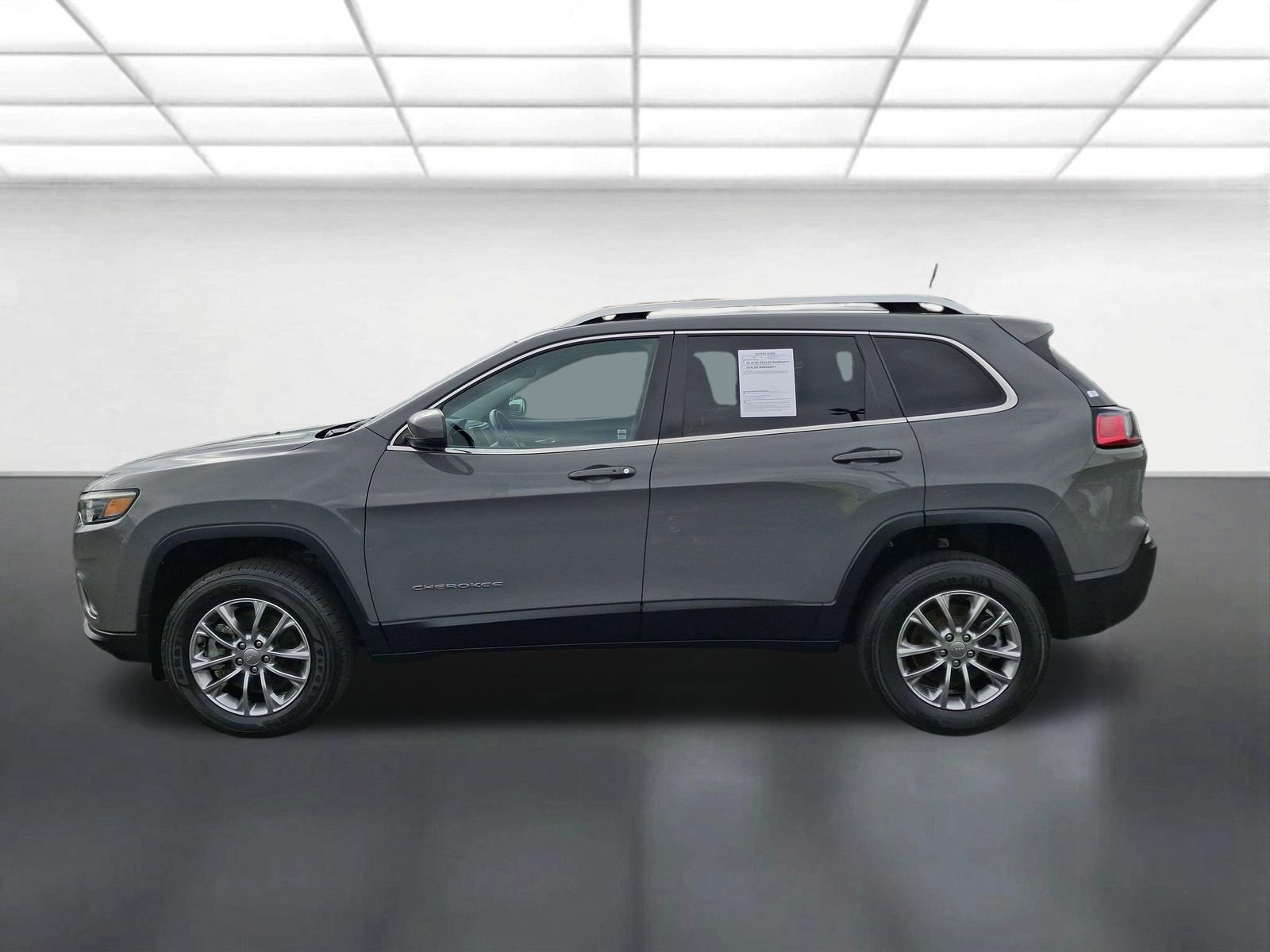 Used 2021 Jeep Cherokee Latitude Lux w/ Comfort/Convenience Group AWD/4WD image 6