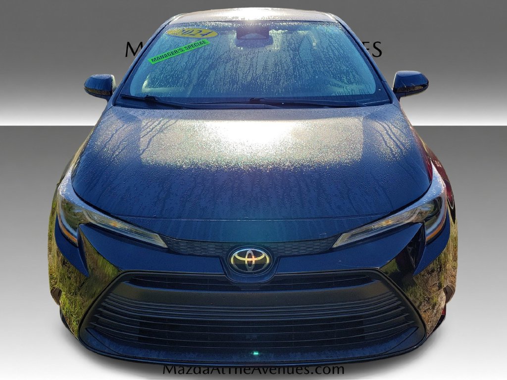 Used 2024 Toyota Corolla LE FWD image 6
