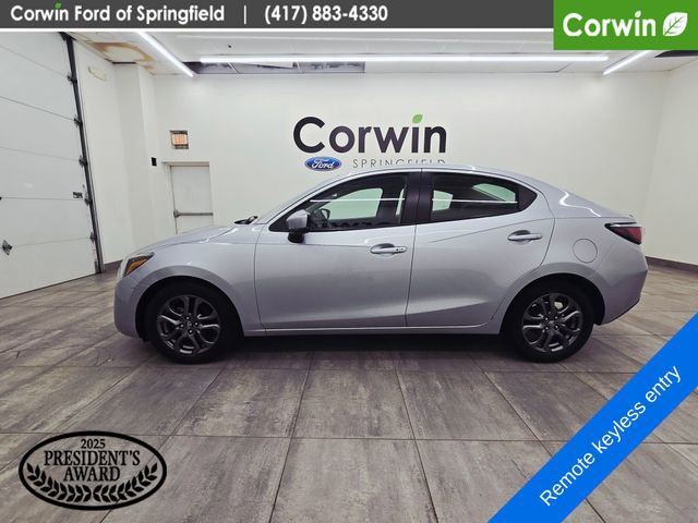 Used 2019 Toyota Yaris LE FWD video 2