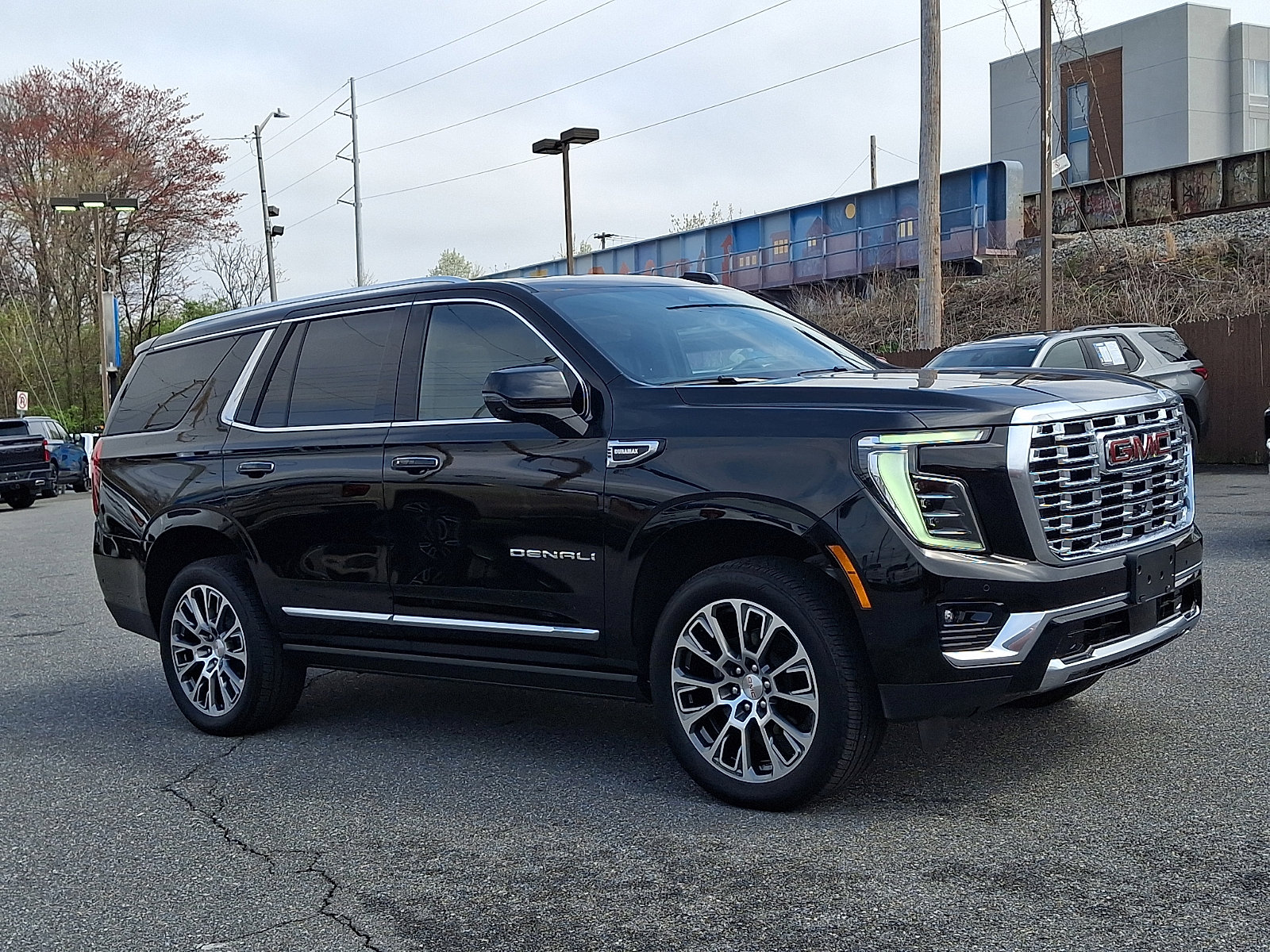 Certified 2026 GMC Yukon Denali w/ Denali Reserve Package image 3