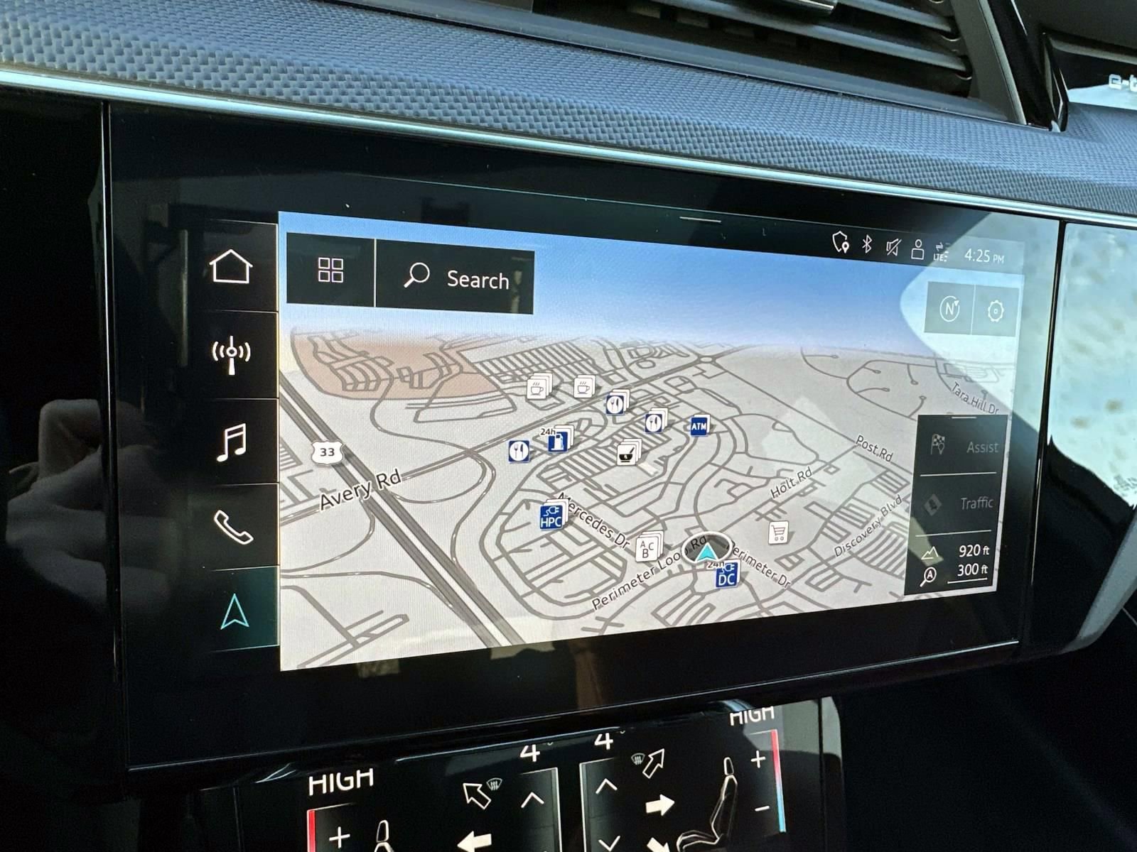 Used 2023 Audi e-tron S Premium Plus w/ Black Optic Package image 20