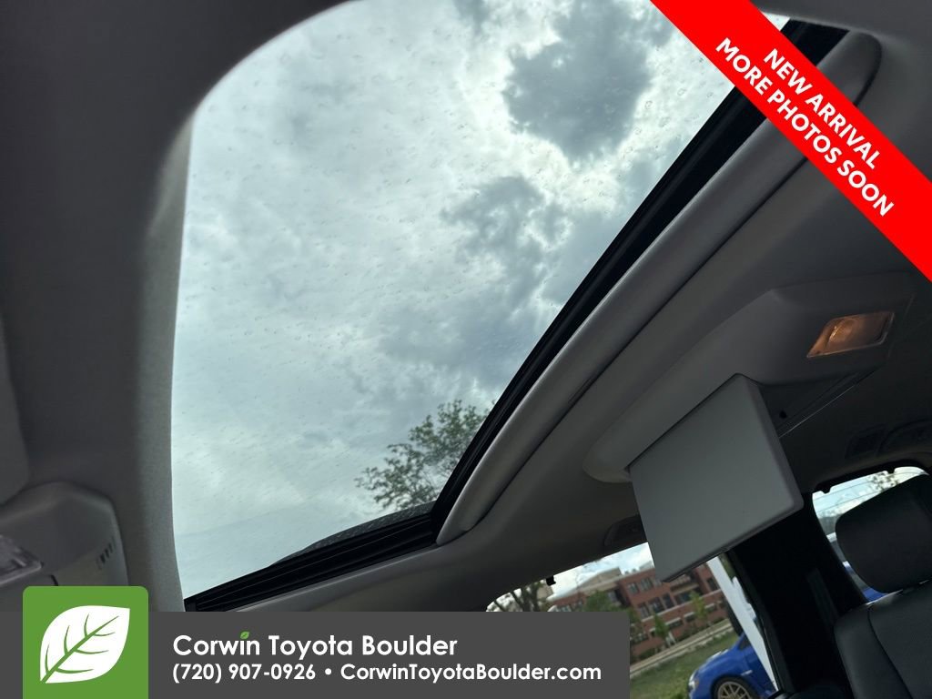 Used 2016 Toyota Sequoia Platinum AWD/4WD image 11