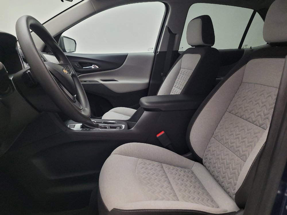 Used 2022 Chevrolet Equinox LS AWD/4WD image 17