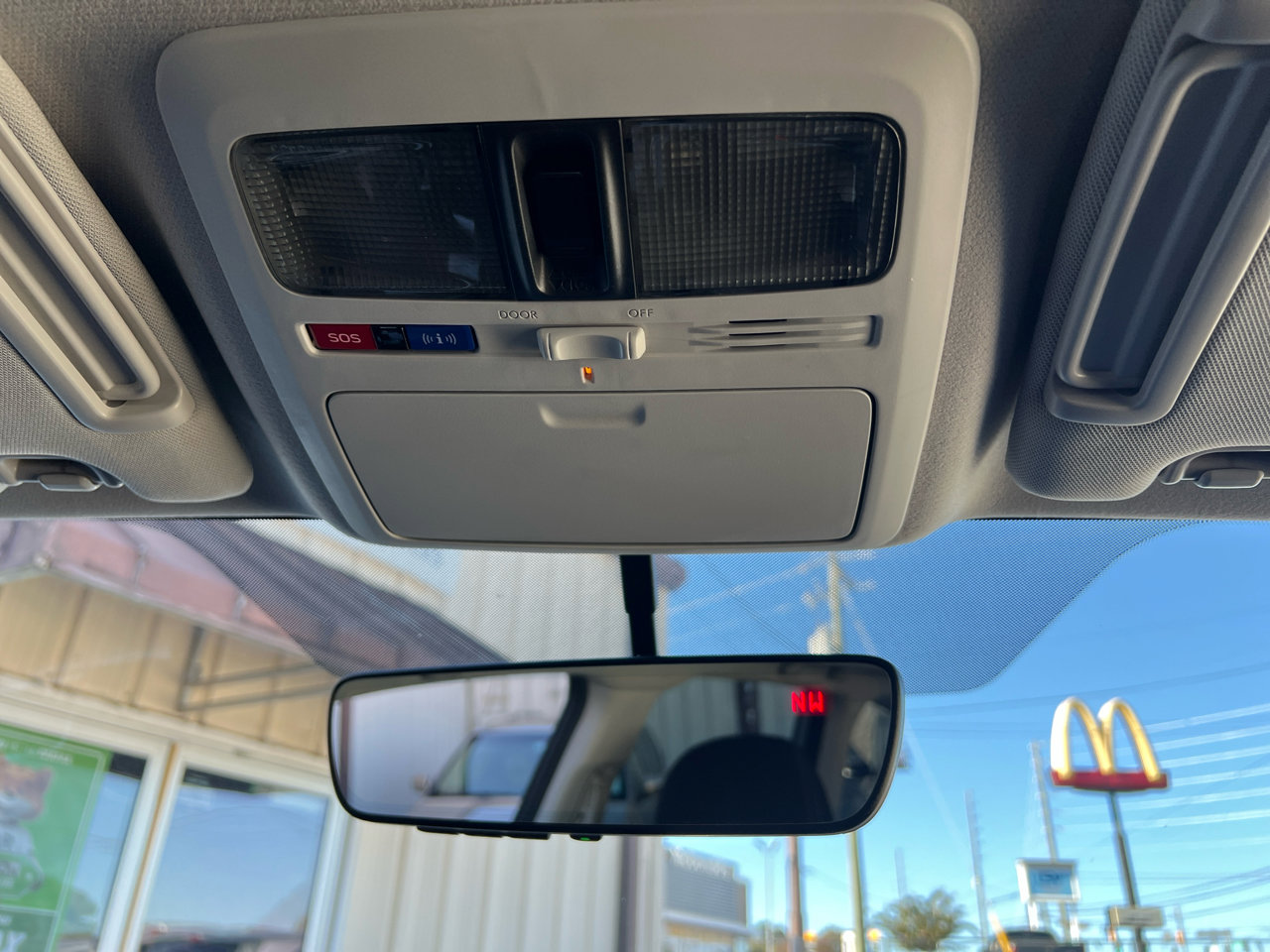 Used 2018 Subaru Forester 2.5i Premium w/ All-Weather Package image 47