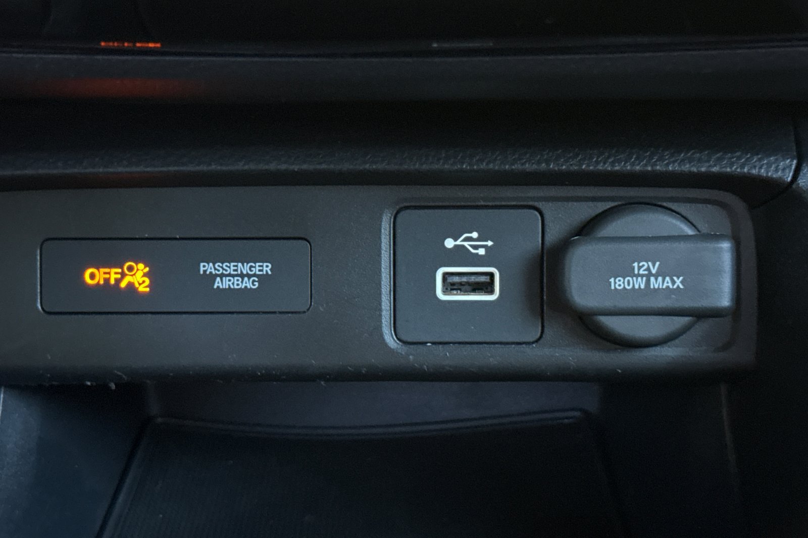 Used 2022 Honda Civic Sport image 32
