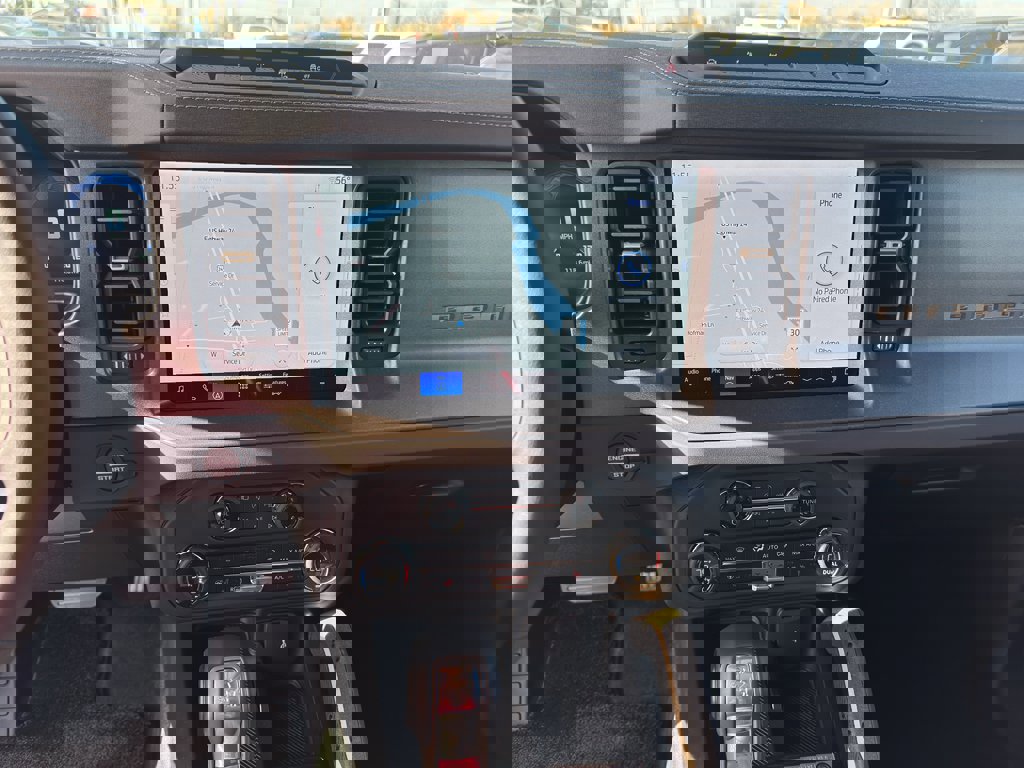 New 2025 Ford Bronco Badlands image 17