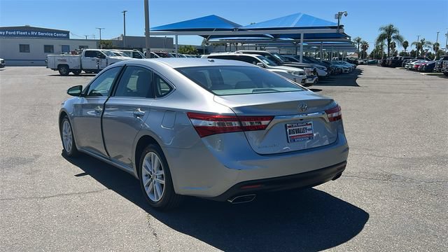 Used 2015 Toyota Avalon XLE Premium FWD image 5