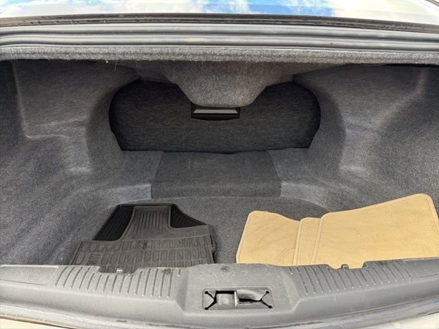 Used 2009 Lincoln MKS image 11