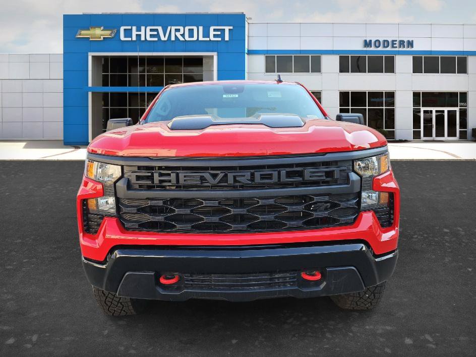 New 2026 Chevrolet Silverado 1500 Custom Trail Boss w/ LPO, Dark Essentials Package AWD/4WD image 8