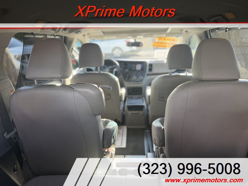 Used 2015 Toyota Sienna XLE w/ XLE Navigation Package FWD image 14