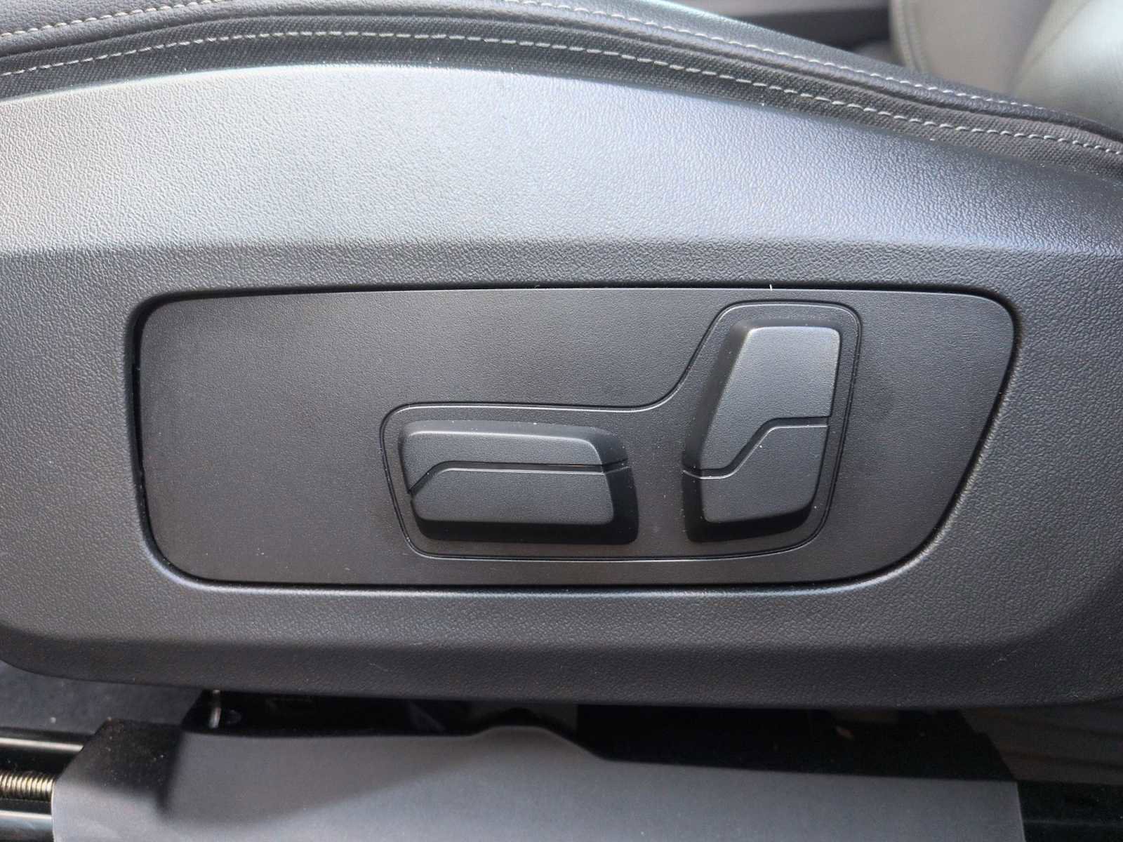 Used 2023 BMW X1 xDrive28i w/ Convenience Package AWD/4WD image 18
