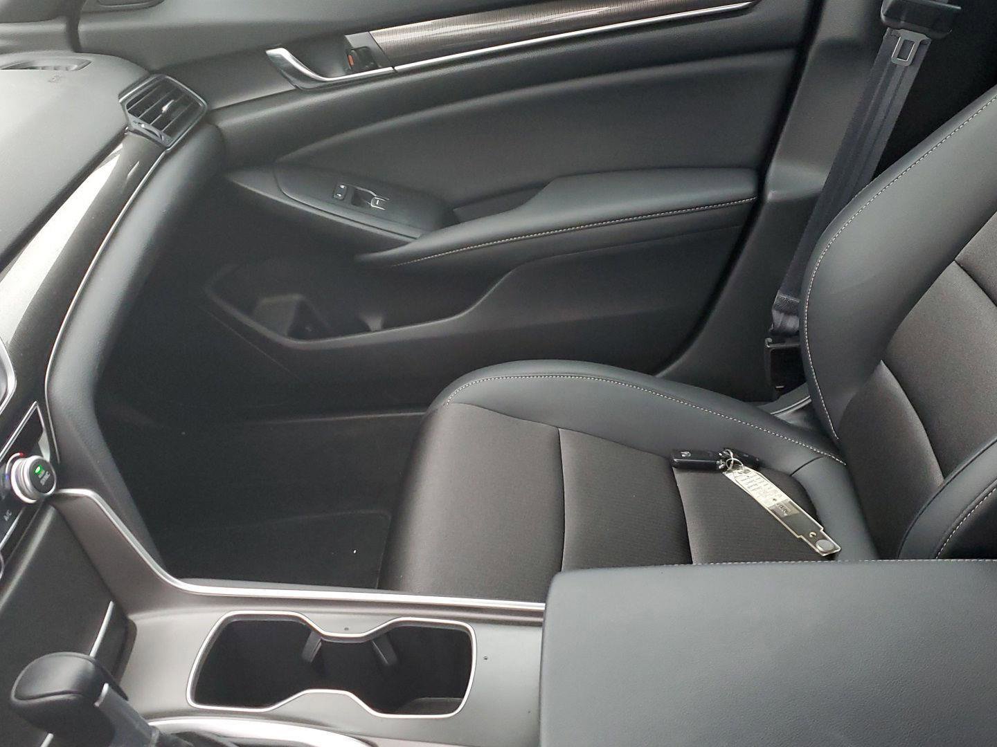 Used 2022 Honda Accord Sport image 22