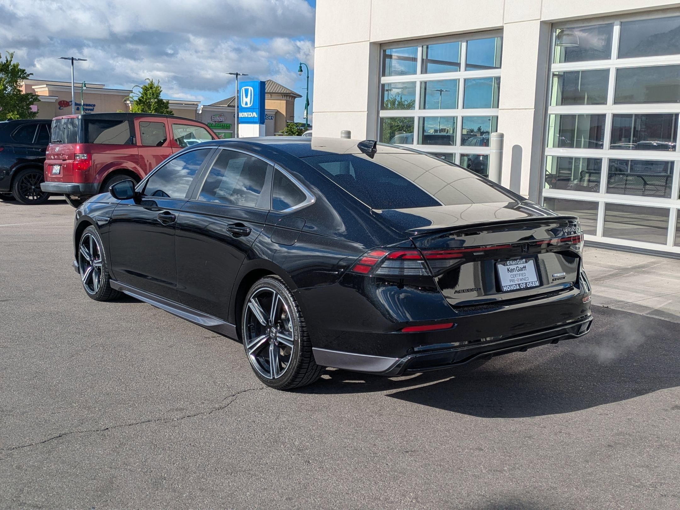 Used 2023 Honda Accord Sport image 9