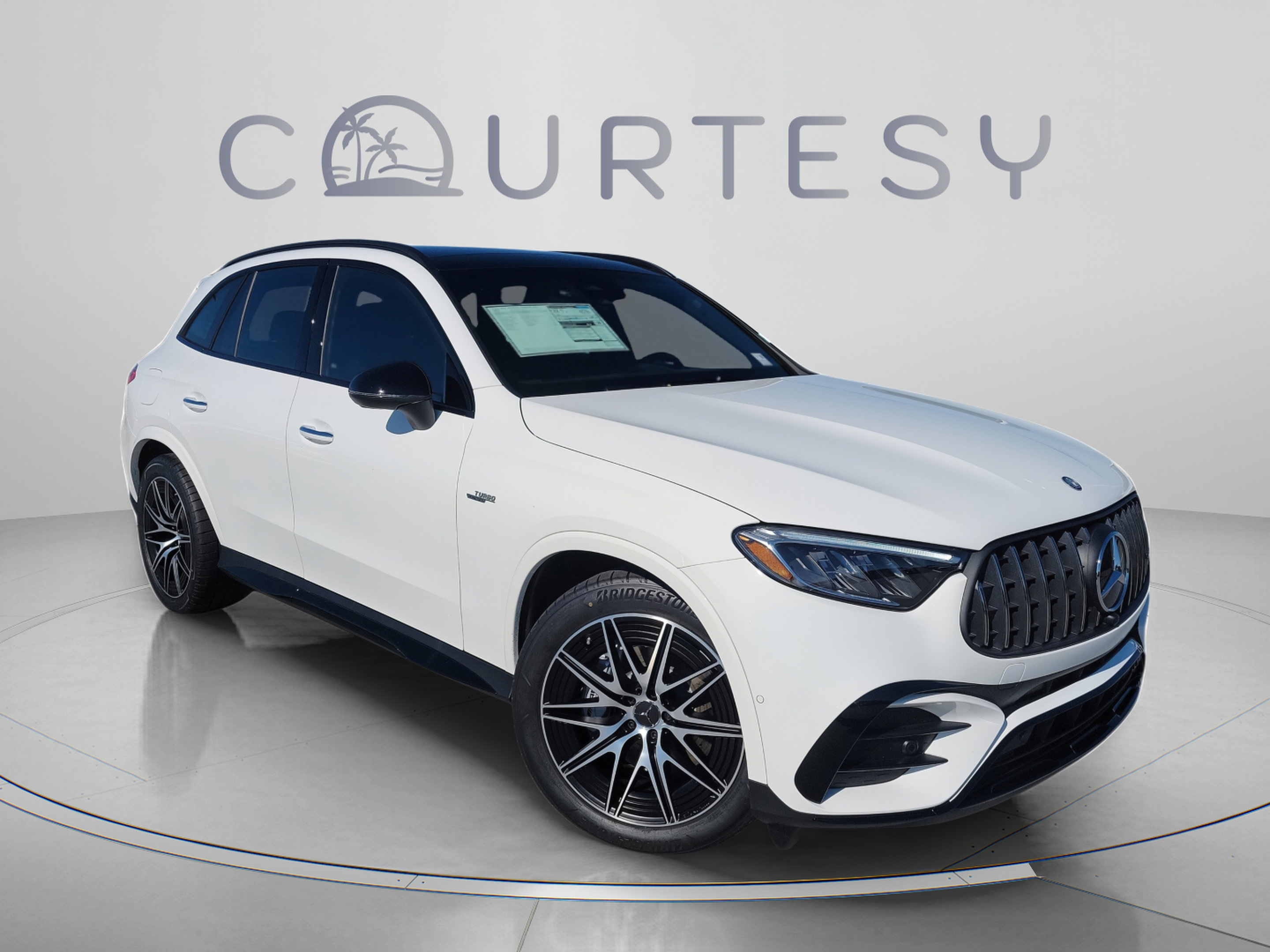 Certified 2026 Mercedes-Benz GLC 43 AMG 4MATIC image 5