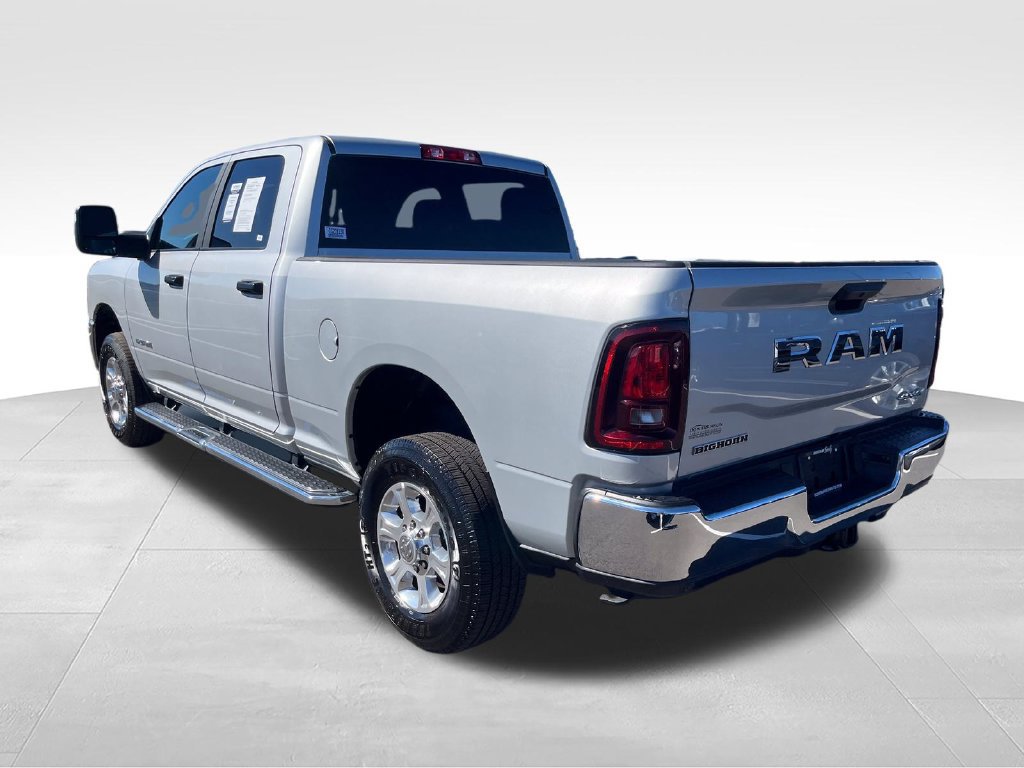 Used 2026 RAM 2500 Big Horn AWD/4WD image 3