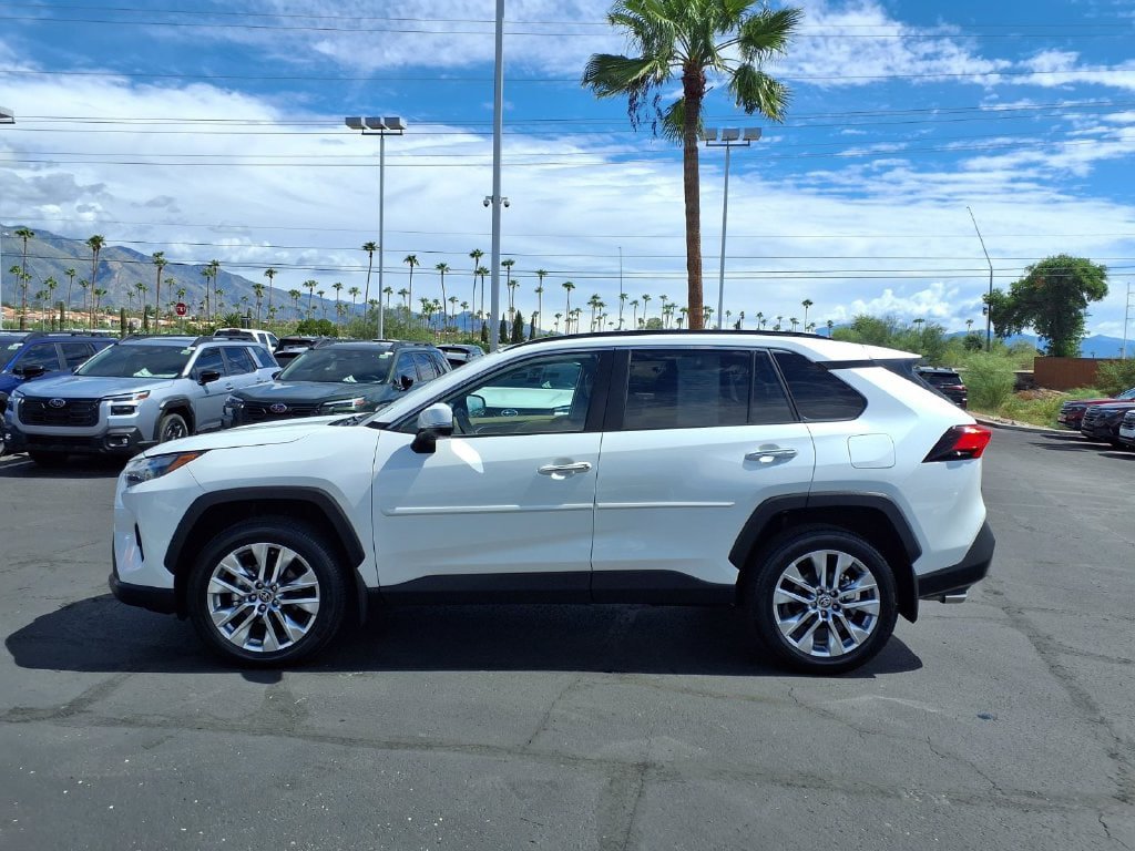 Used 2025 Toyota RAV4 Limited w/ Advanced Technology Package FWD image 14
