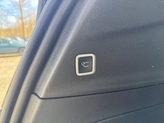 New 2026 Chrysler Voyager LX FWD image 8