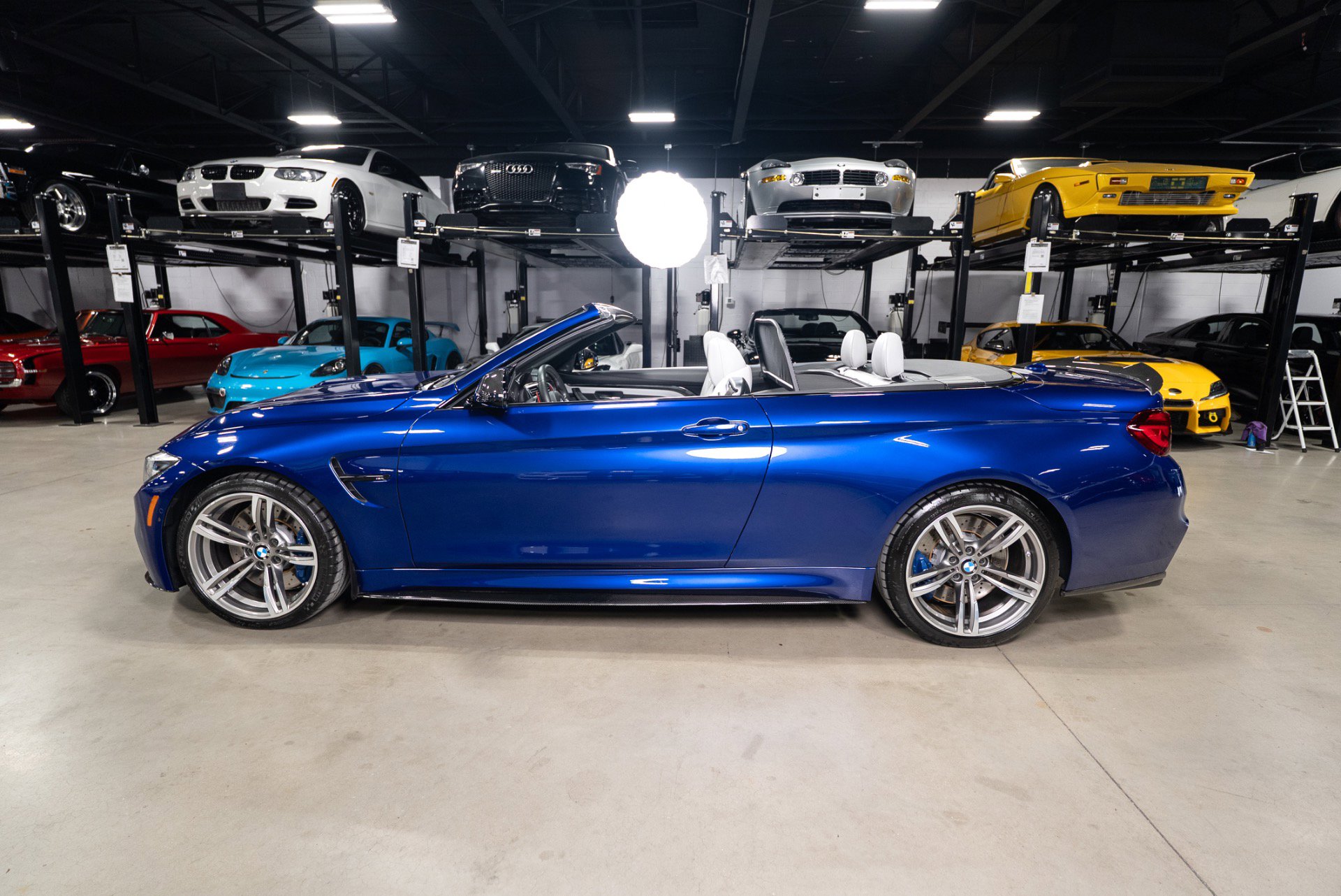 Used 2020 BMW M4 Convertible w/ Executive Package image 23